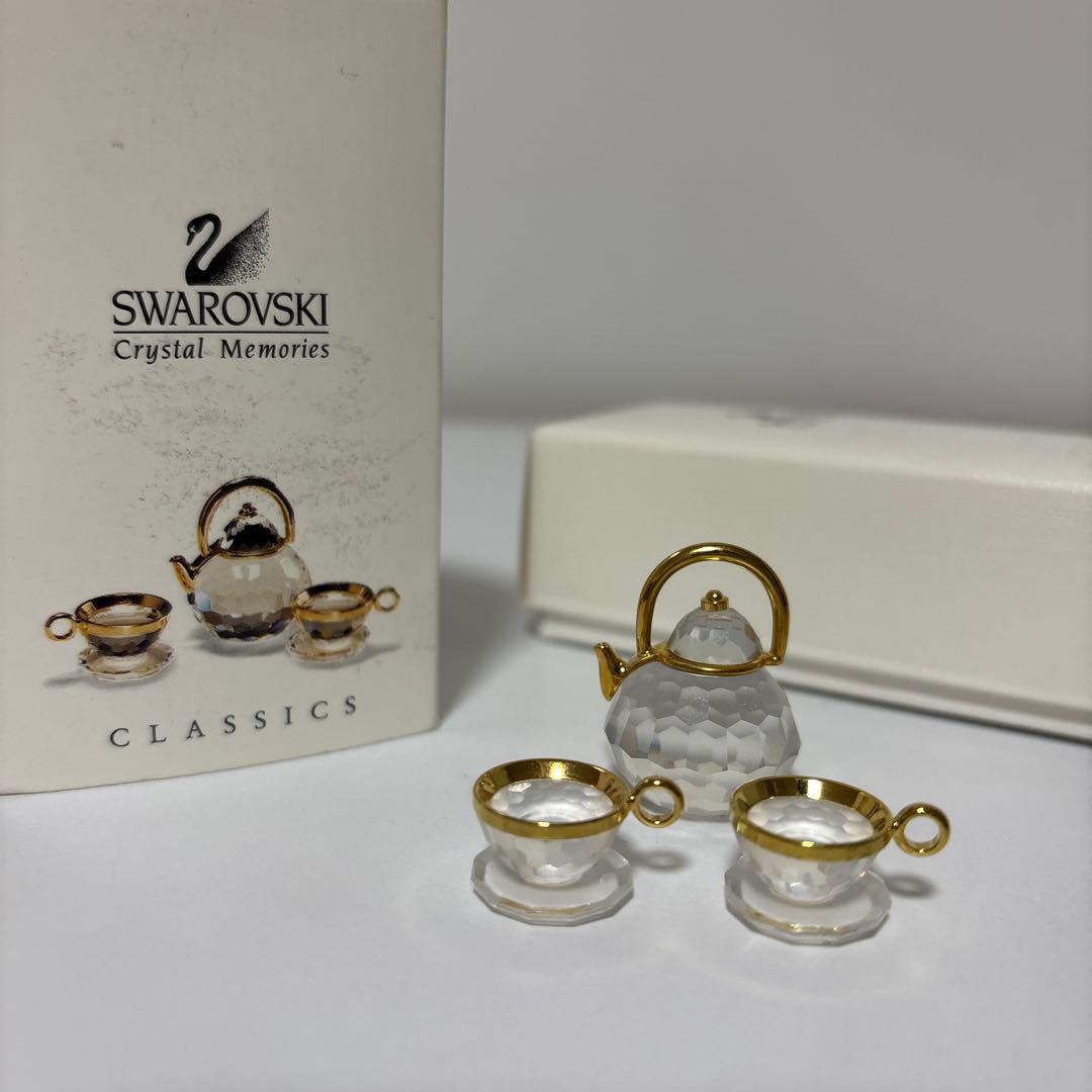 スワロフスキー　ティーセット　クリスタルメモリーズ　置物