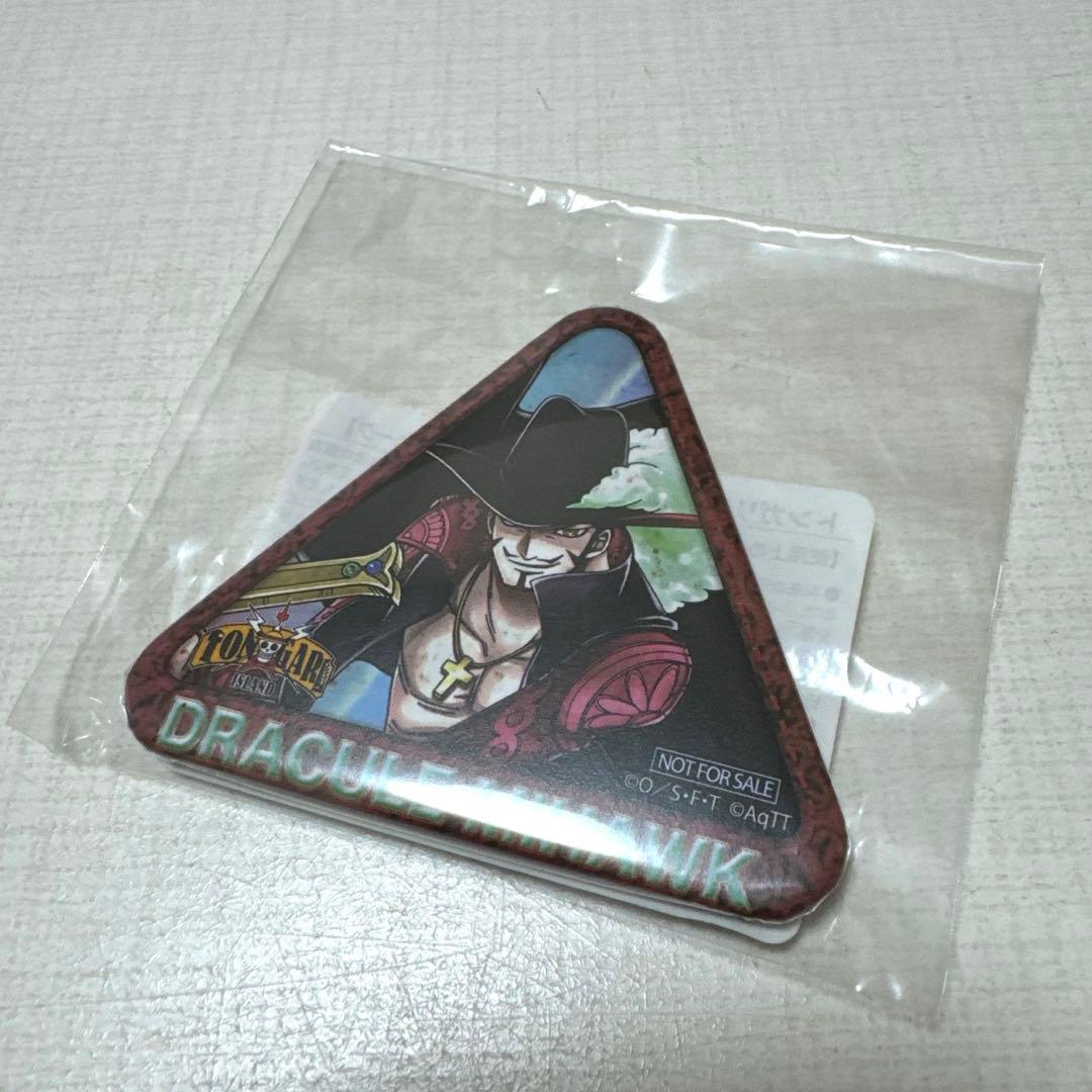 ワンピースタワー トンガリ缶バッジ ジュラキュール・ミホーク 非売品 未開封