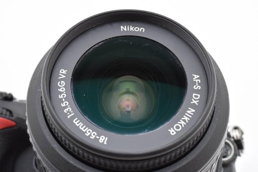 Nikon D200 ボディ+ AF-S DX 18-55m #819