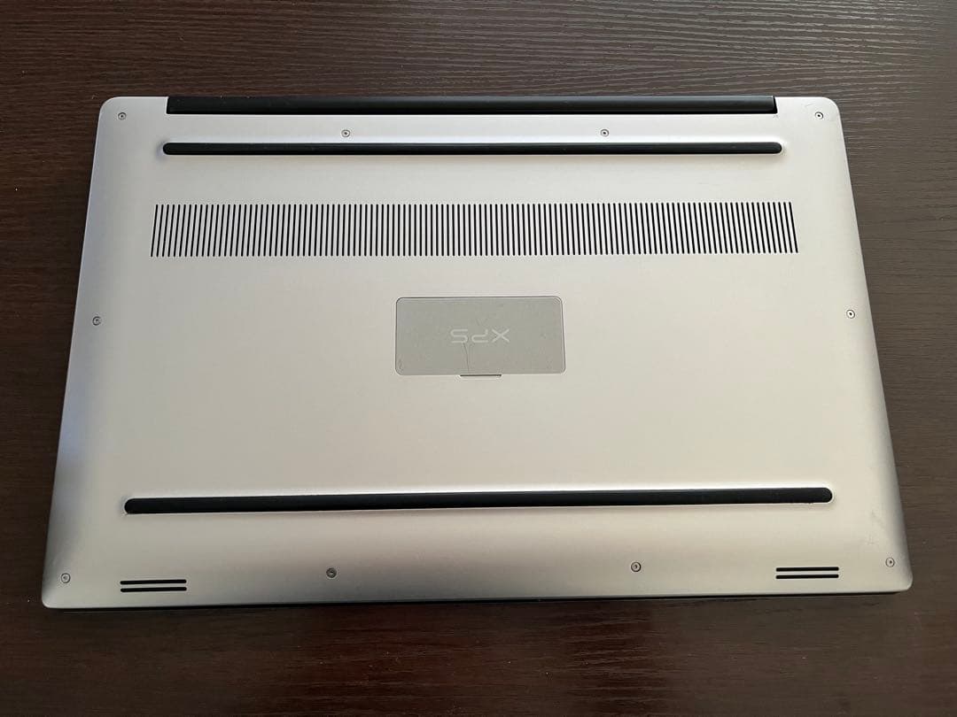 DELL XPS 15インチ ノートPC 本体 ACアダプター付き