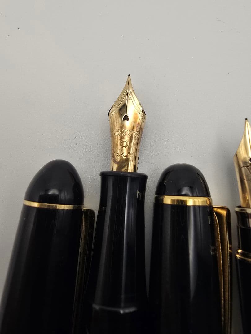 Pilot　ValentinoGaravani　Platinum　万年筆　14K
