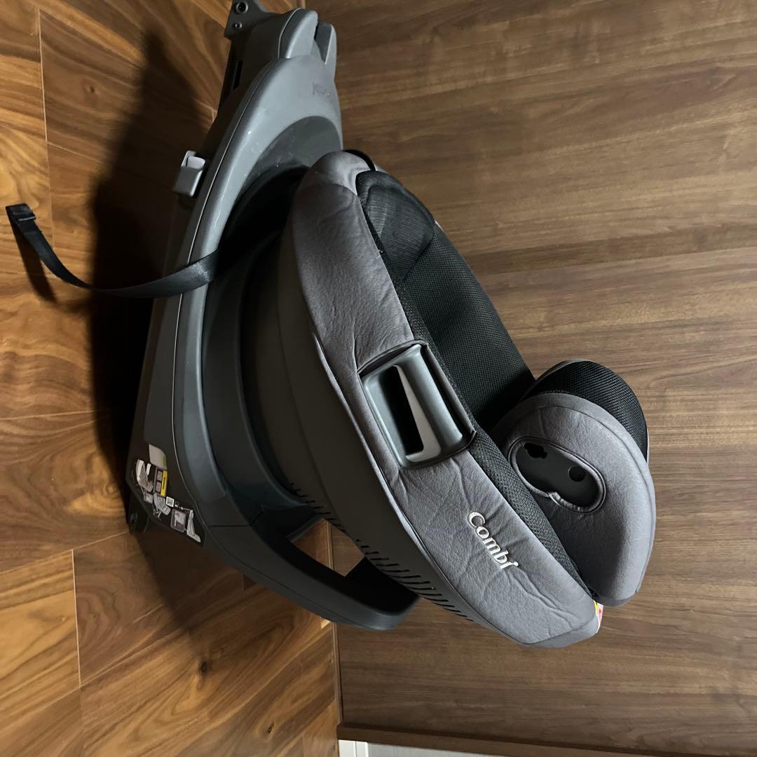 Combi コンビ The S エッグショック　チャイルドシート