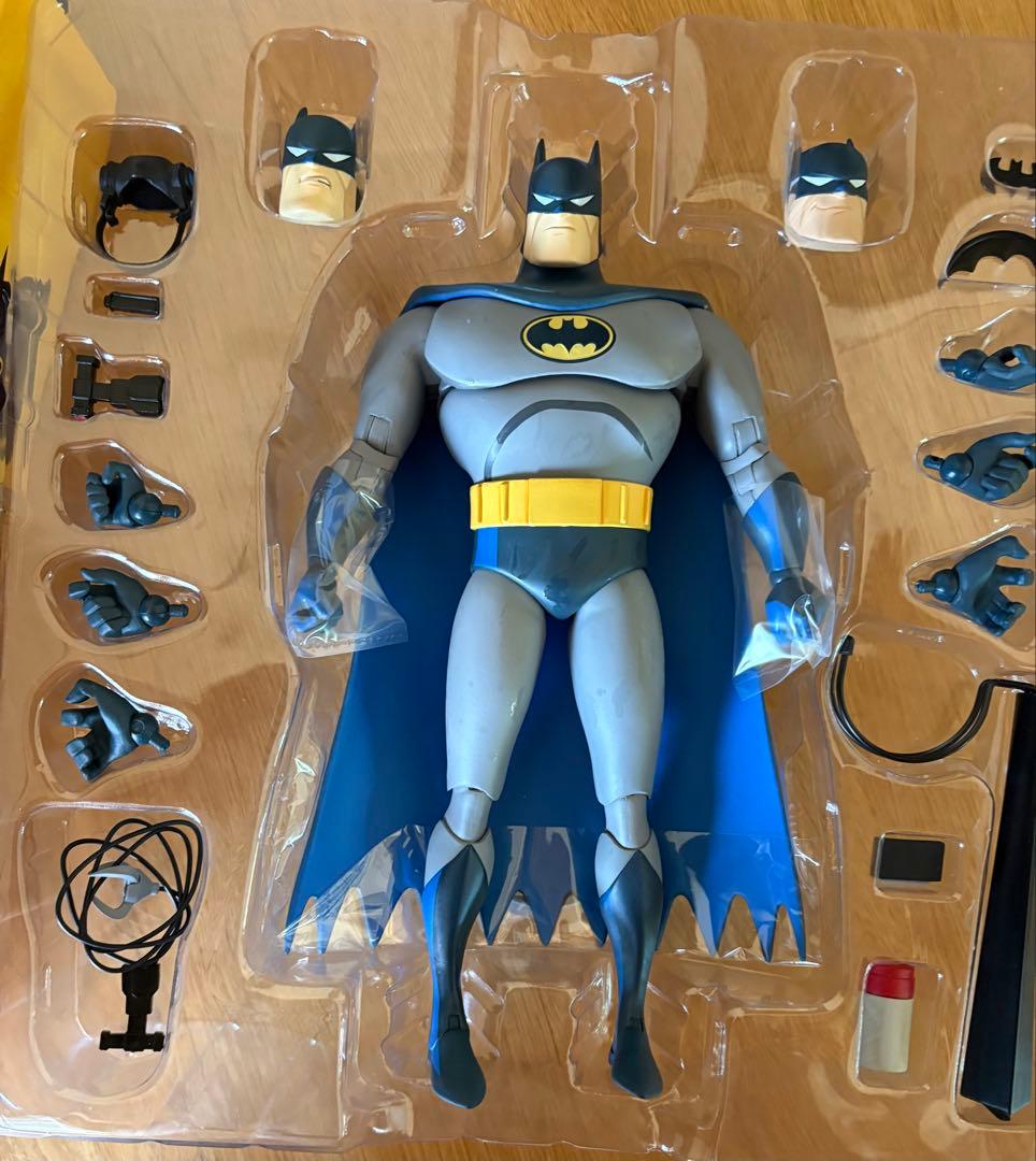 バットマン・アドベンチャー　ハイエンド1/6スケール可動式フィギュア