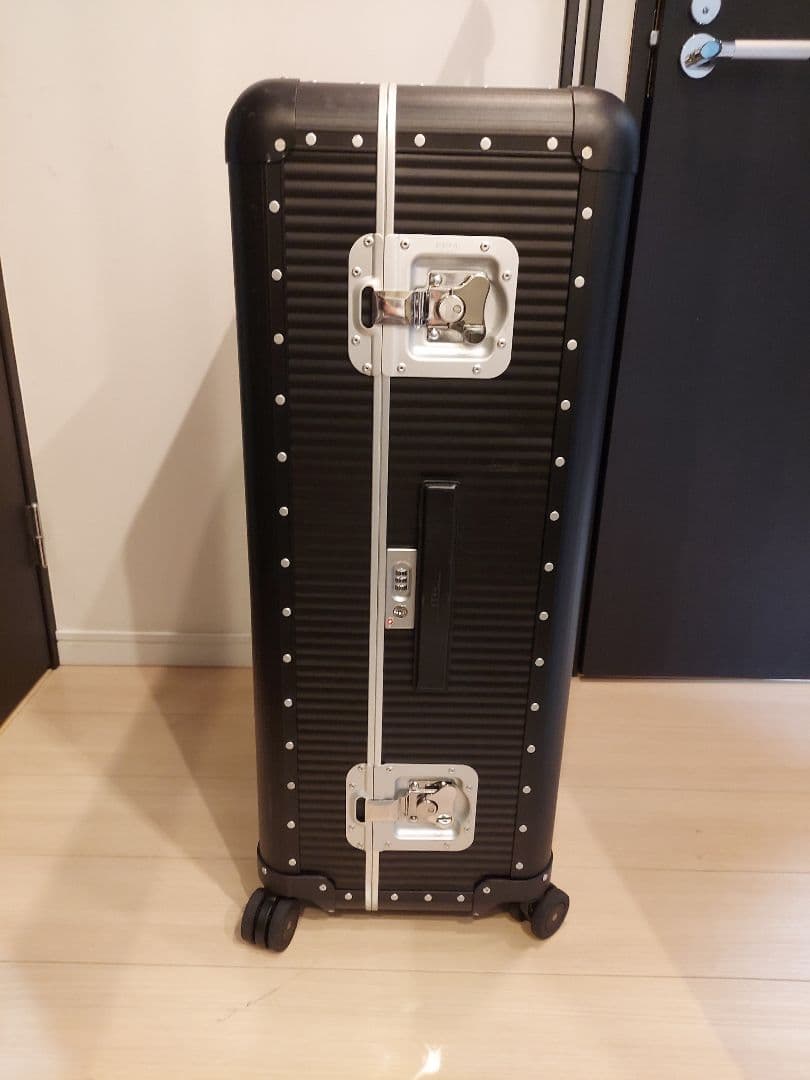 FPM Milano SPINNERファブリカペレッテリエミラノ キャリーケース