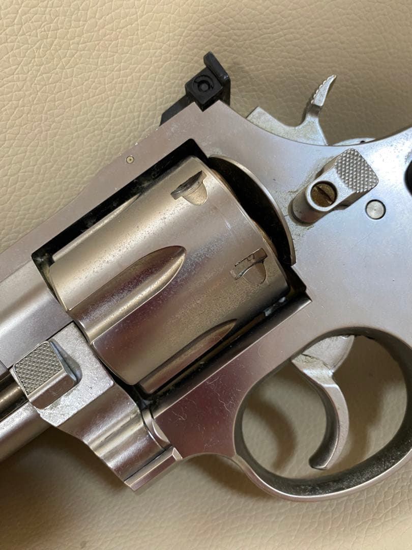 希少品　ジャンク品TAURUS RAGING BULL 44マグナム