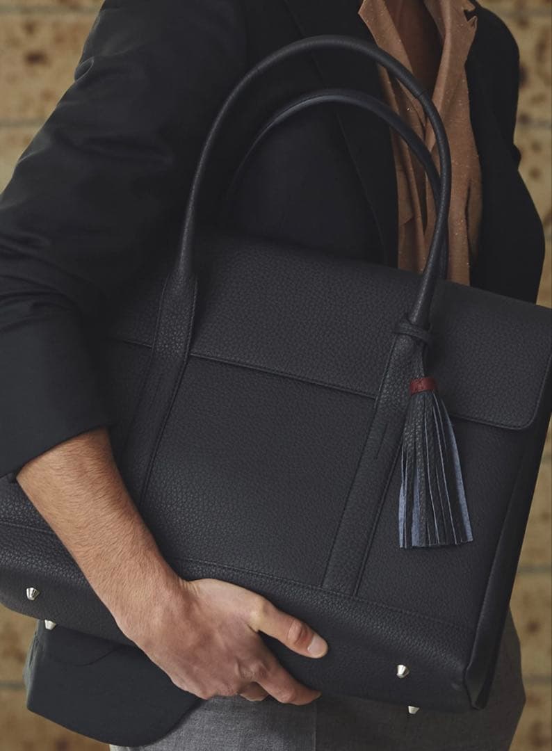 ACATE MESCOLARE トートバッグ　新品同様　タッセル　ブラック