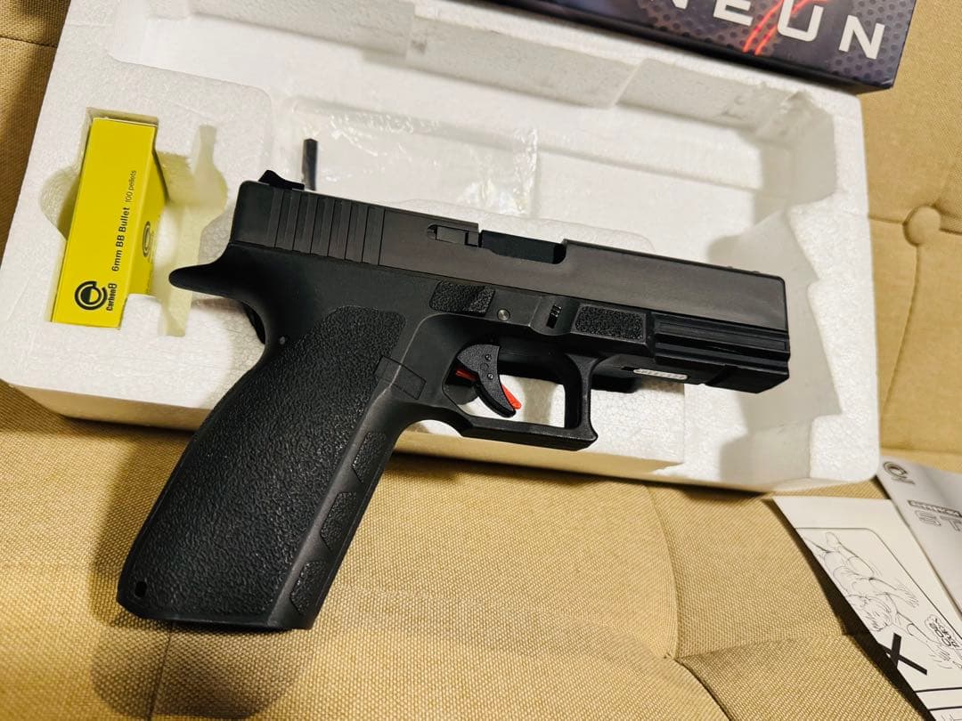 carbon8 ストライカー9 CO2ガスガン