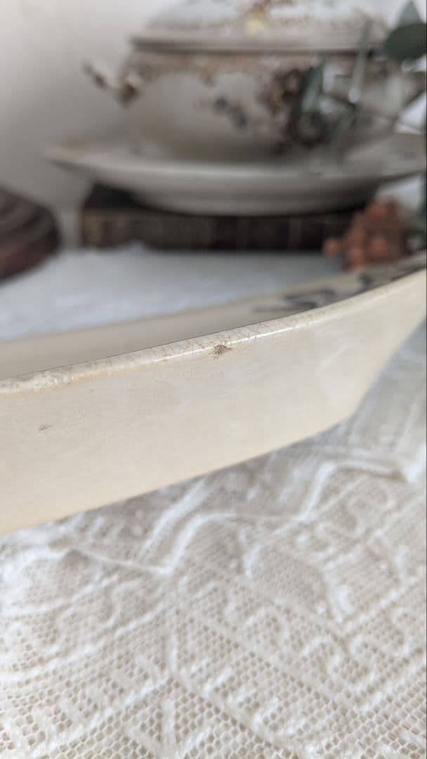 ショワジールロワ 鳥と木の実のラヴィエ フランス アンティーク