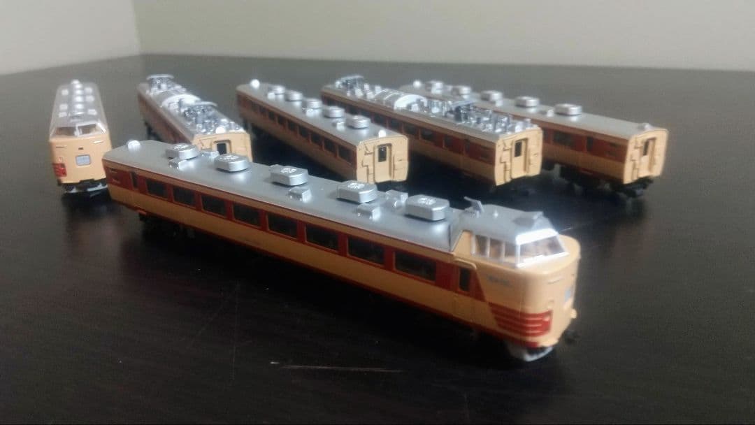 Nゲージ 鉄道模型 5両セット トミックスの車両セット