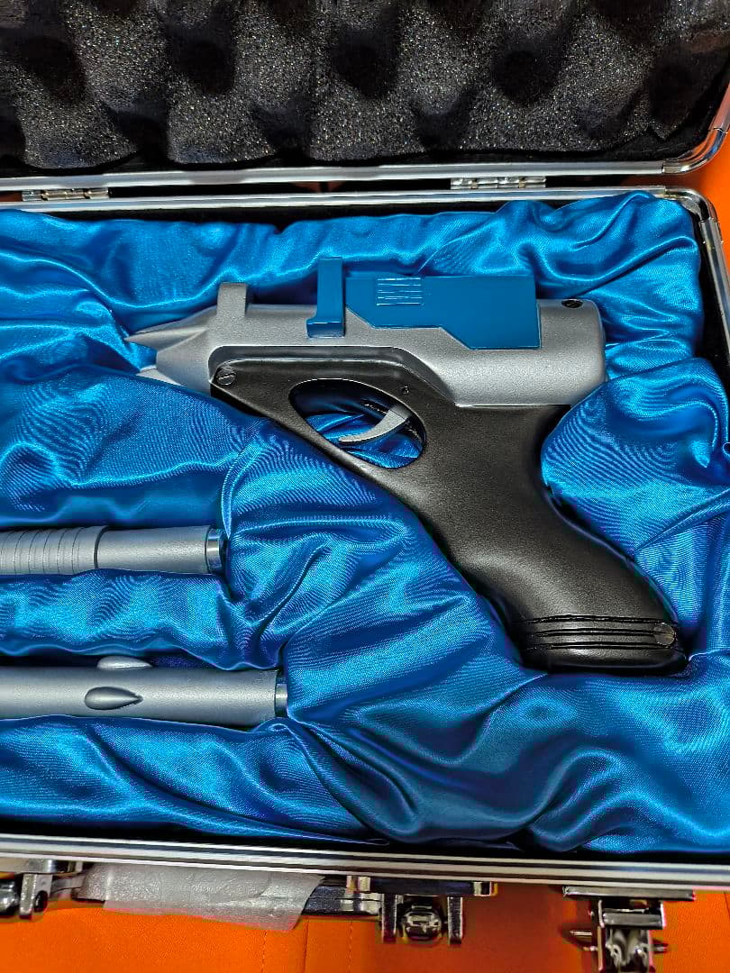 1/1 MAT SHOOT アルミ製マグネット式帰ってきたウルトラマンケース付き