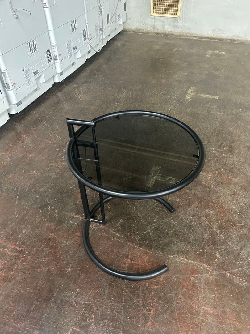 ClassiCon E-1027 サイドテーブル　【展示品】【定価23万円】