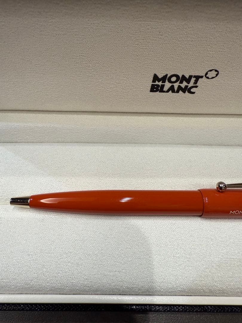 MONT BLANC 110周年記念モデル　ヘリデイジコレクション　ボールペン