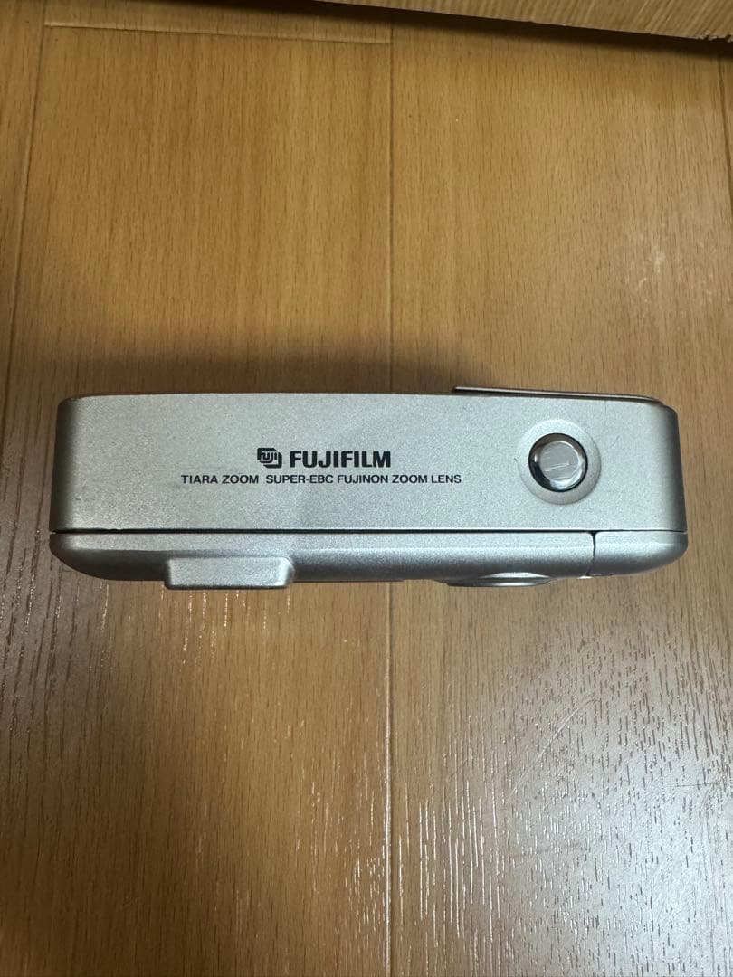 富士フイルム　FUJIFILM フィルムカメラ　TIARA ZOOM 28-56