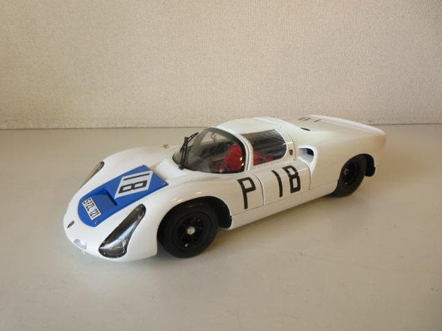 特価 exoto (1/18) ポルシェ 910 #18