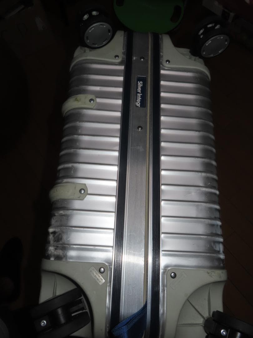 青ロゴ　RIMOWA TOPAS 104L CABIN キャリーケース　リモワ