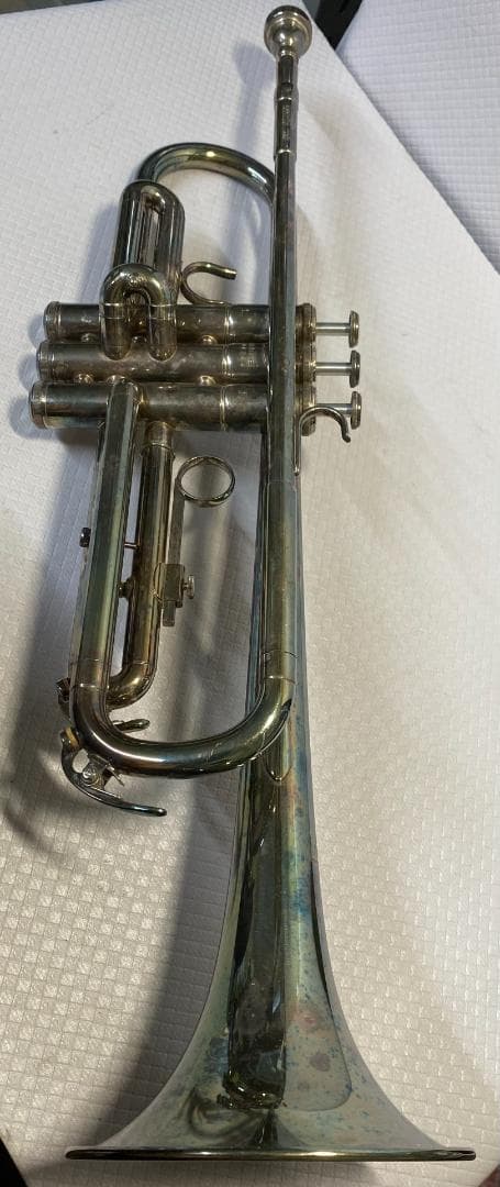 ヤマハ YAMAHA YTR-2320S シルバーラッカー トランペット 管楽器