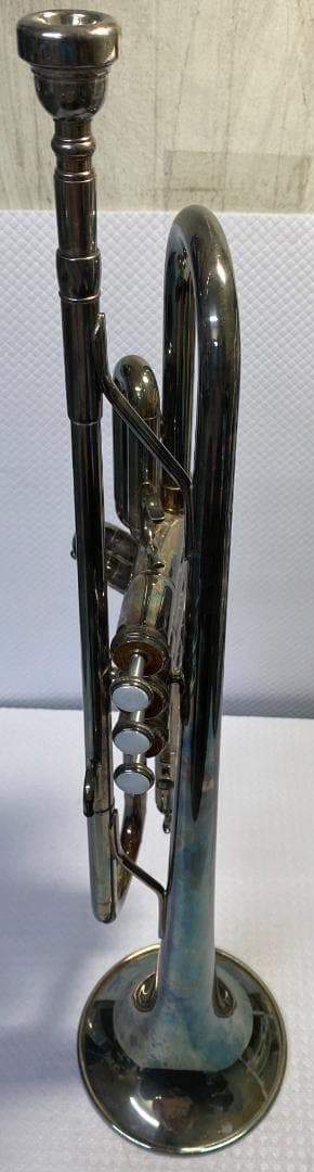 ヤマハ YAMAHA YTR-2320S シルバーラッカー トランペット 管楽器