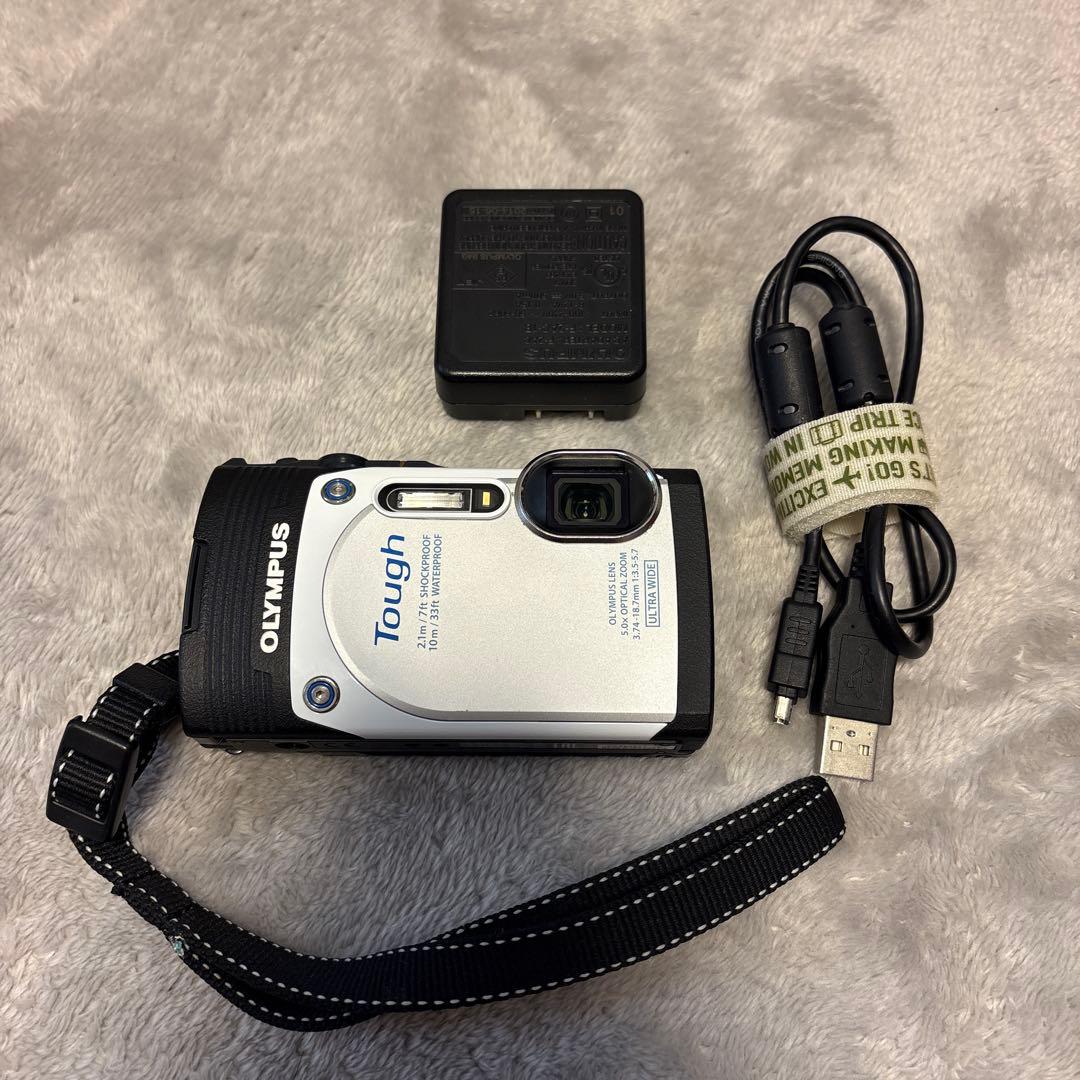 コンパクトデジカメ　OLYMPUS STYLUS TG-850 Tough