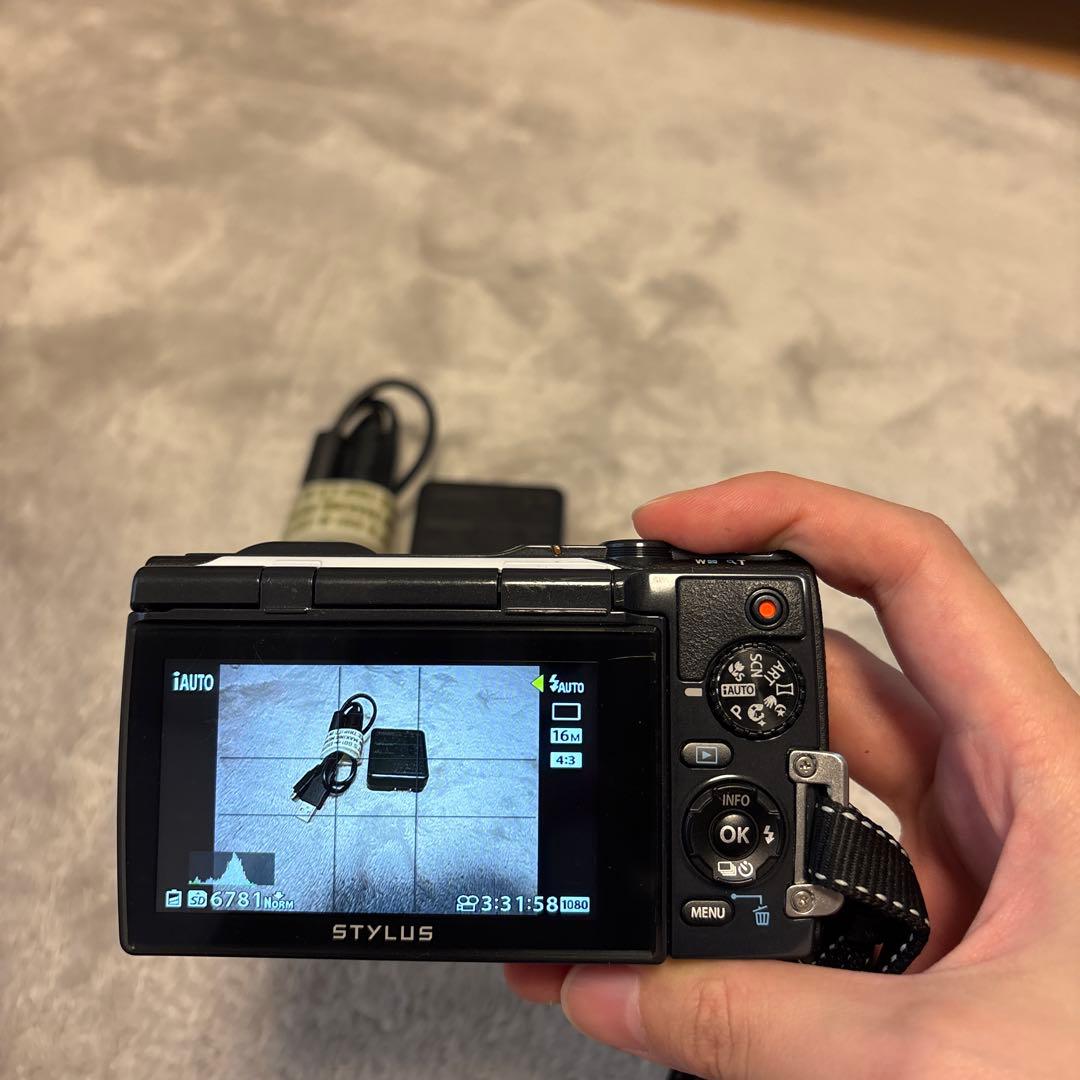 コンパクトデジカメ　OLYMPUS STYLUS TG-850 Tough