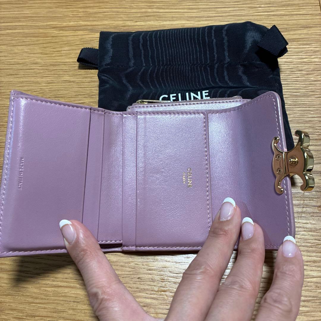 CELINE ピンク紫　折り財布　入れ付きコンパクトウォレット トリオンフ