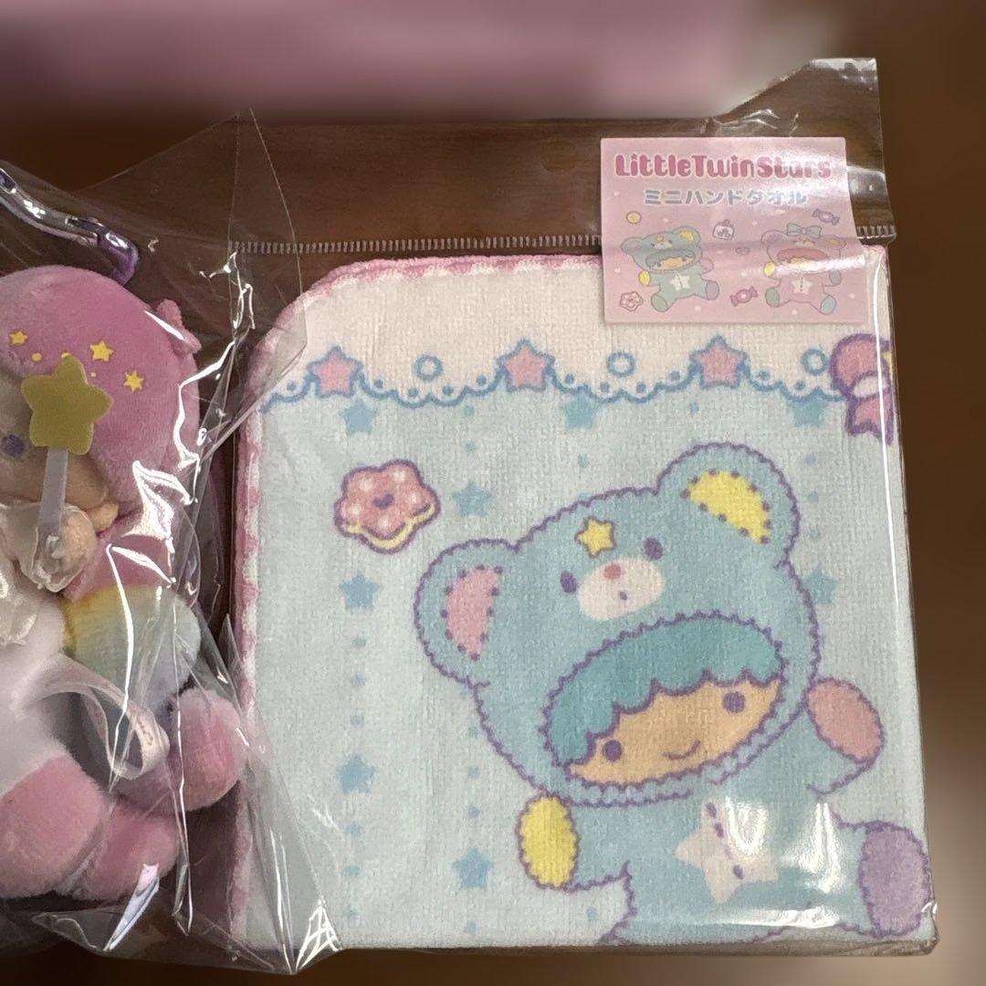 サンリオ リトルツインスターズ キキララ パフポフ フロッキーマスコット シール