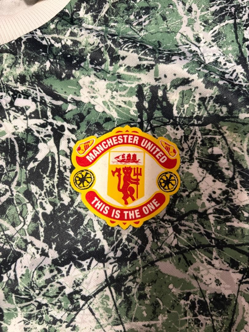 adidas THE STONE ROSES Tシャツ