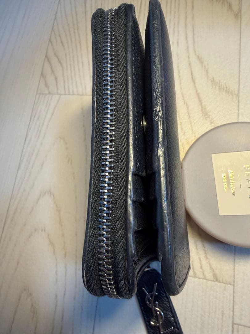 サンローラン　二つ折り財布 黒