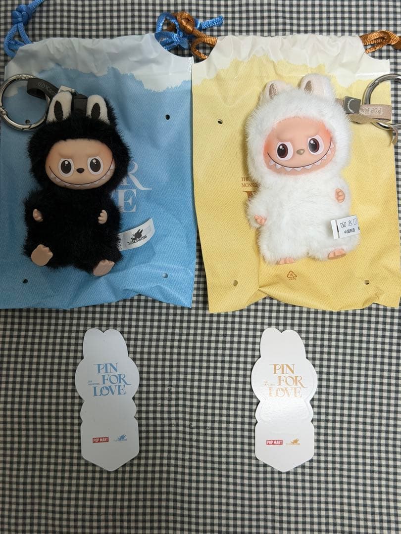 LABUBU PIN FOR LOVE シリーズぬいぐるみ RとH 2点セット