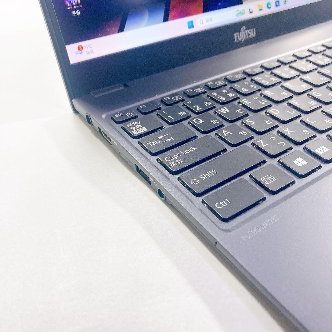 w125✨軽量・超薄型/爆速 SSD新品 /Office付✨すぐ使えるノートPC