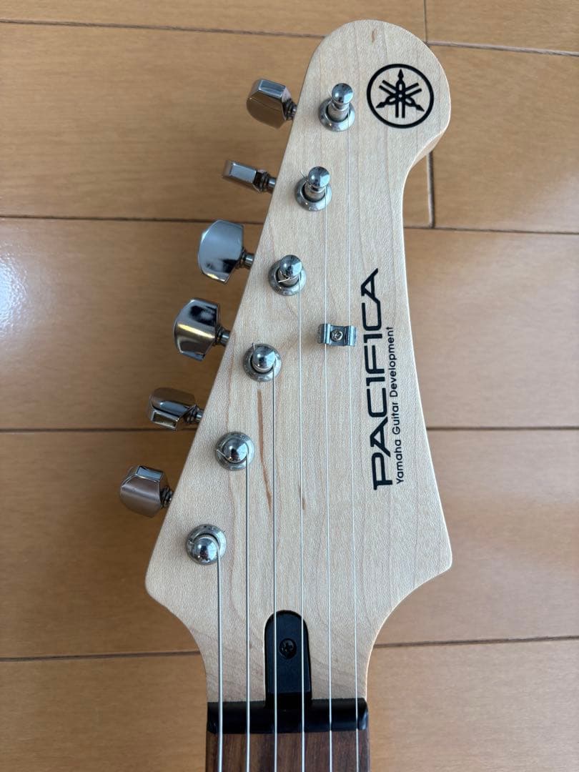 Yamaha PACIFICA PAC012 ブルー エレキギター