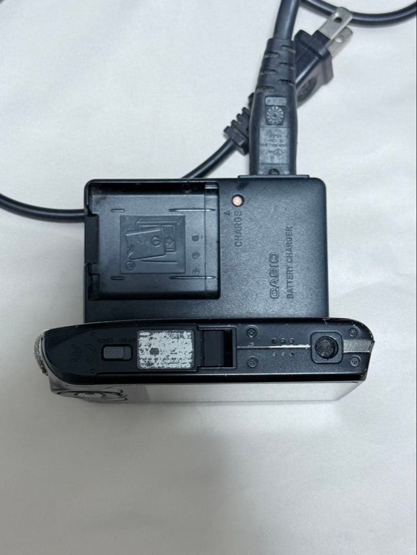 デジカメ　CASIO EX-Z2300