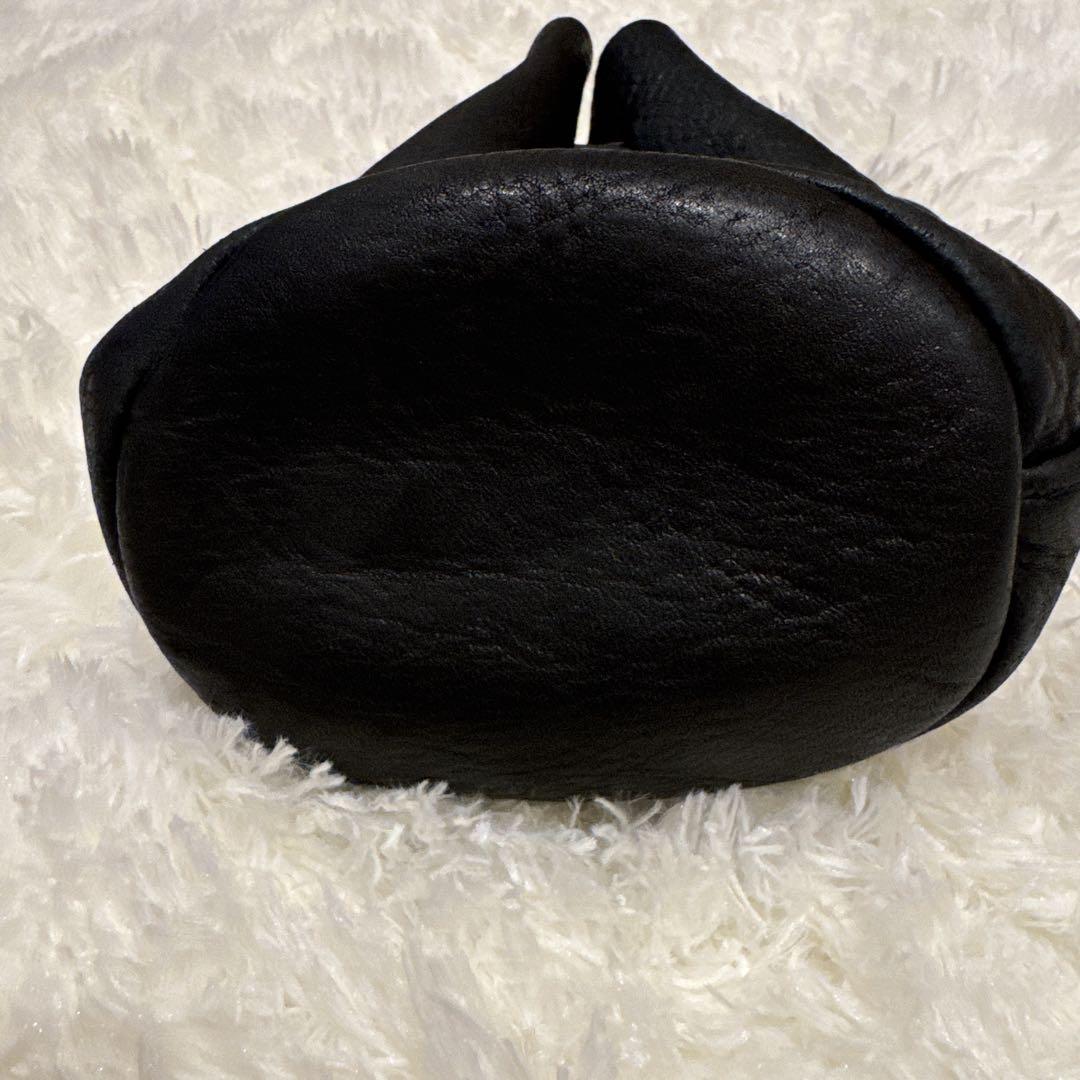 MYTHINKS レザー巾着バッグ 本革 円筒形 ドローストリング仕様 ブラック