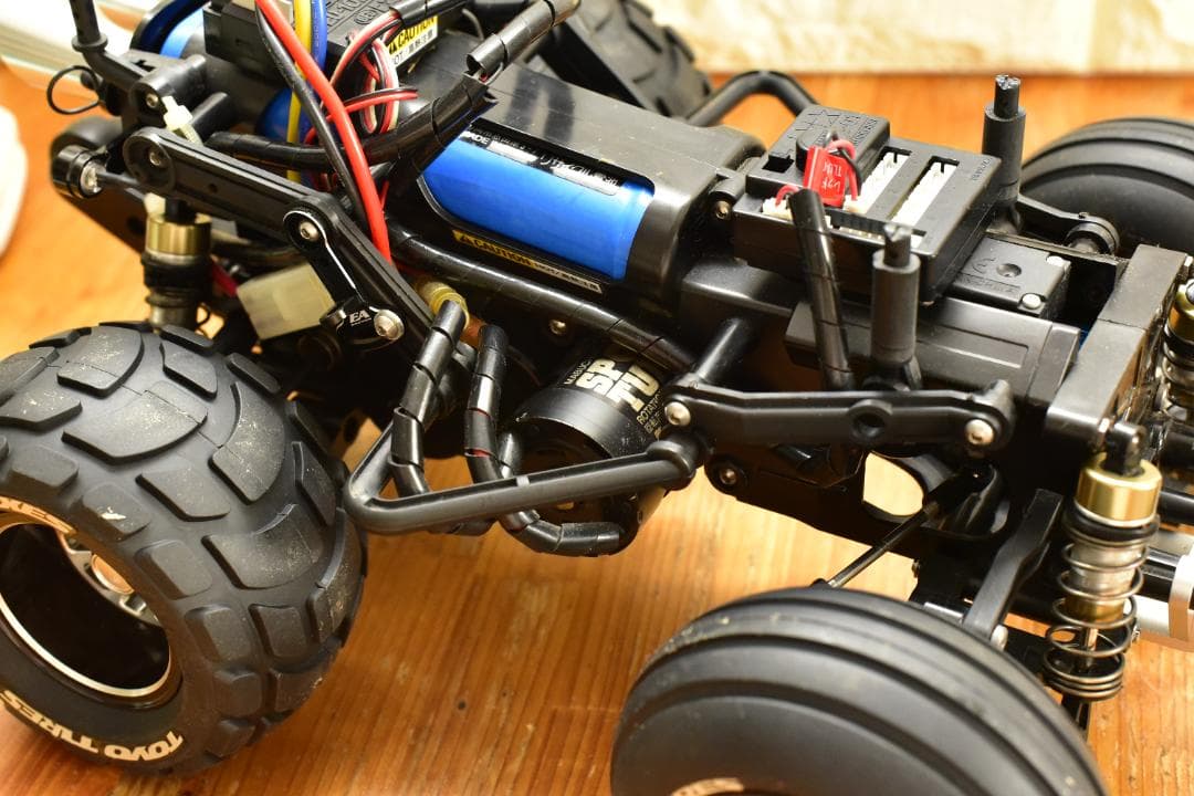 タミヤ コミカルグラスホッパー WR-02CB フルセットファインスペック白/黒