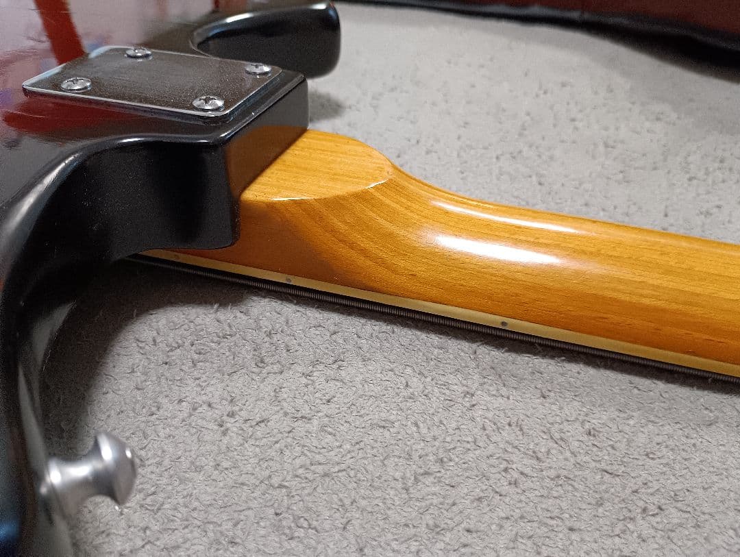 【メンテナンス済み 交換部品多数】Kawai カワイ エレキベース ケース付き