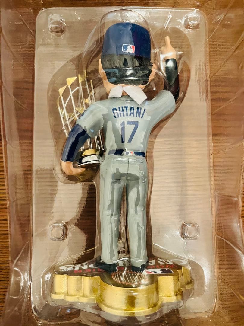 大谷翔平 WS2024チャンピオン ver.2 8インチボブルヘッド①