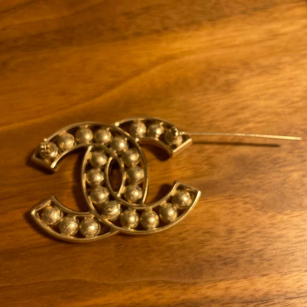 シャネル　パールブローチ