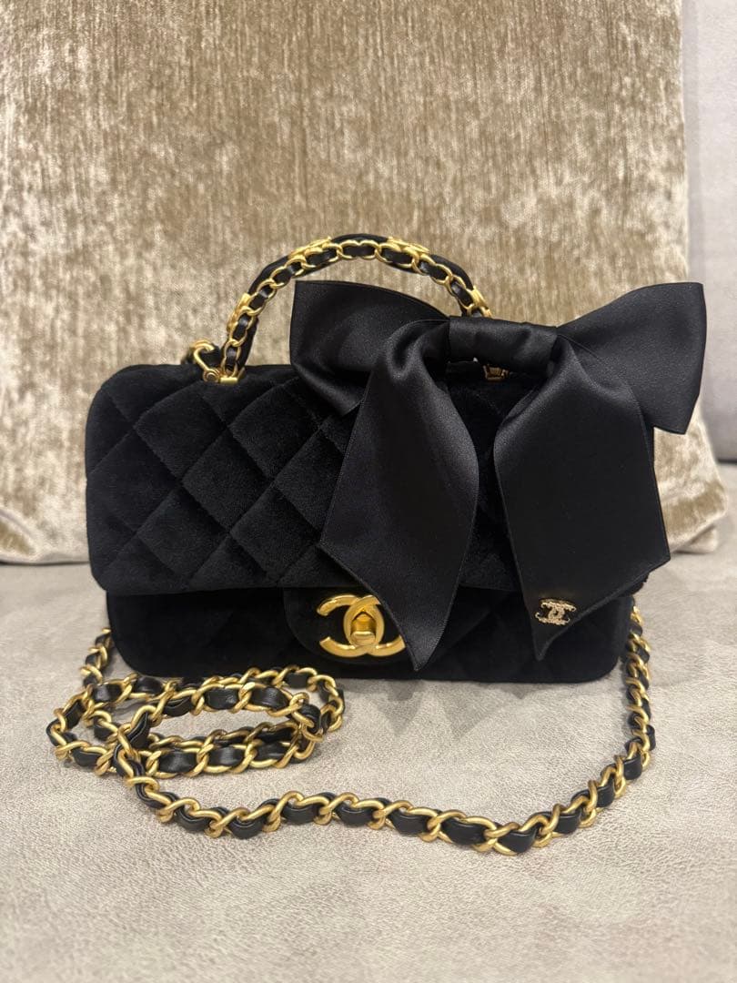 Chanel リボン付き　ベルベット フラップバッグ　ショルダーバッグ