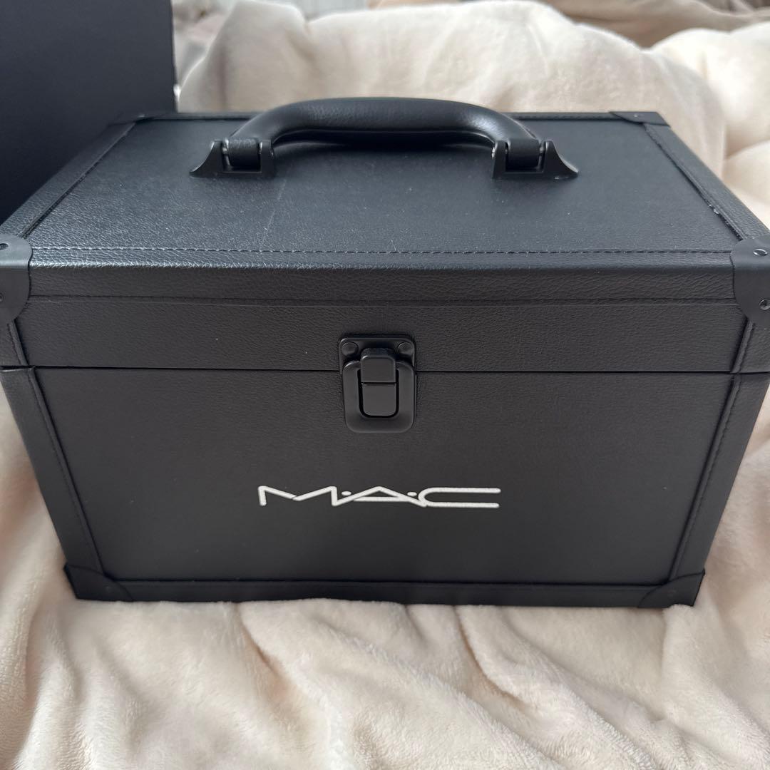 mac ノベルティ メイクボックス