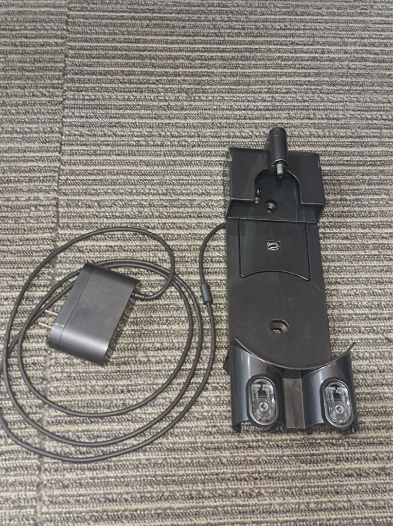 八5922【dyson】ダイソンコードレスクリーナー　DC62 10点セット