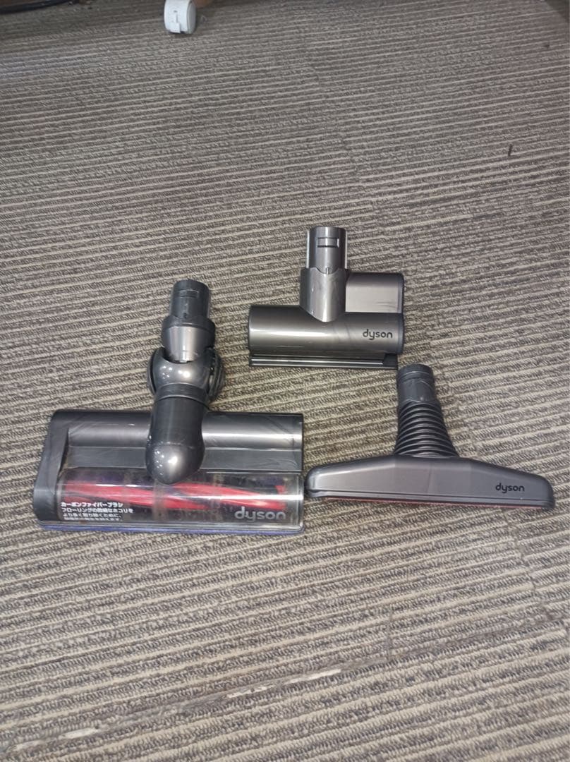 八5922【dyson】ダイソンコードレスクリーナー　DC62 10点セット