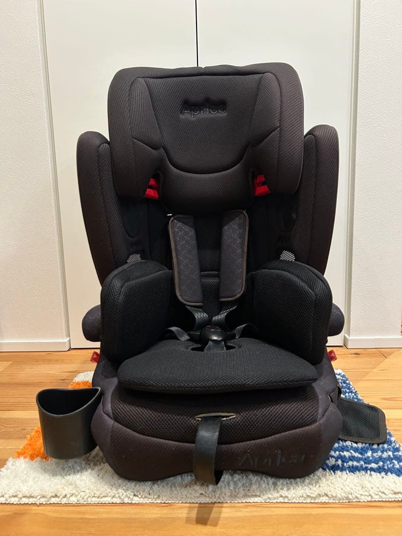 【Aprica】エアグルーヴ プラス チャイルドシート カップホルダー付き