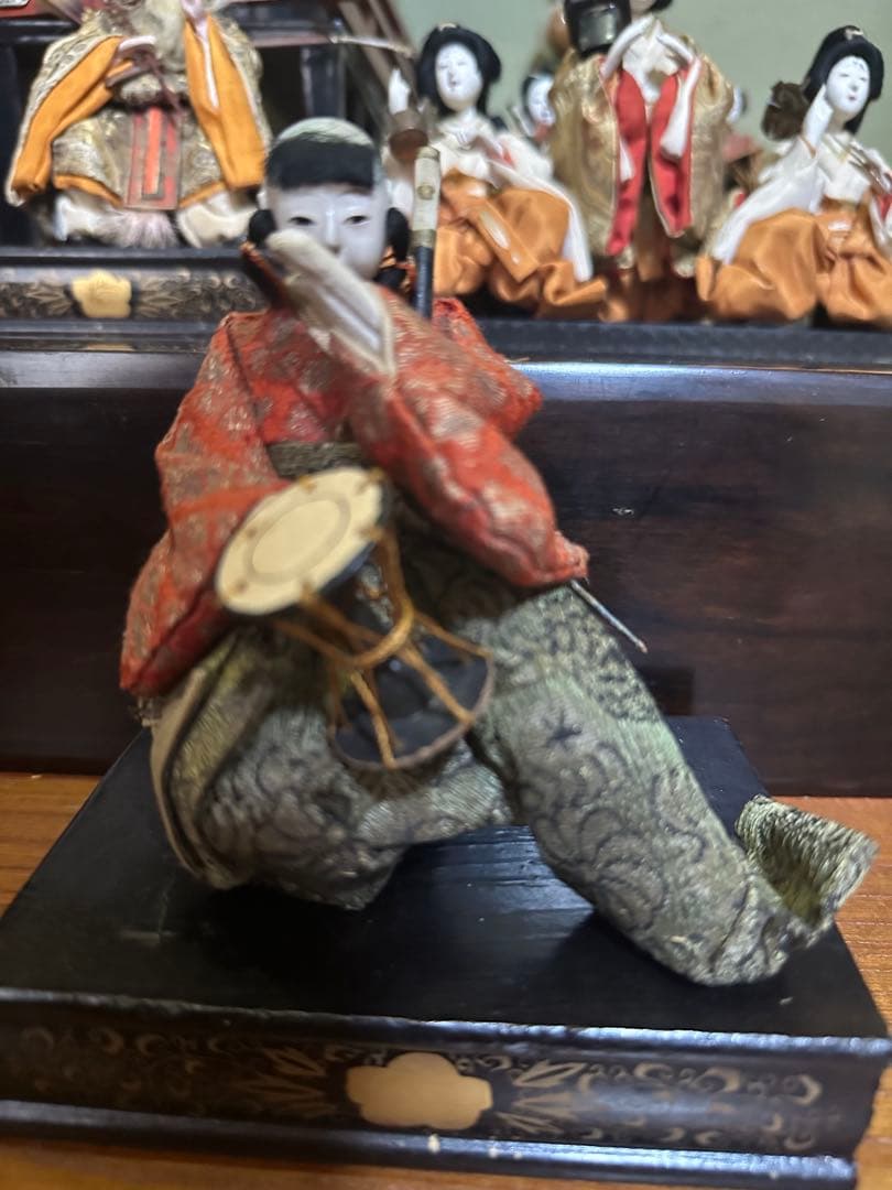 雛人形セット 伝統的な雛祭り　御殿付き お道具付き