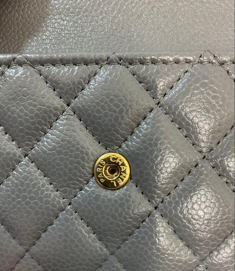 シャネル ボーイシャネル キャビアスキン コンパクトウォレット グレー