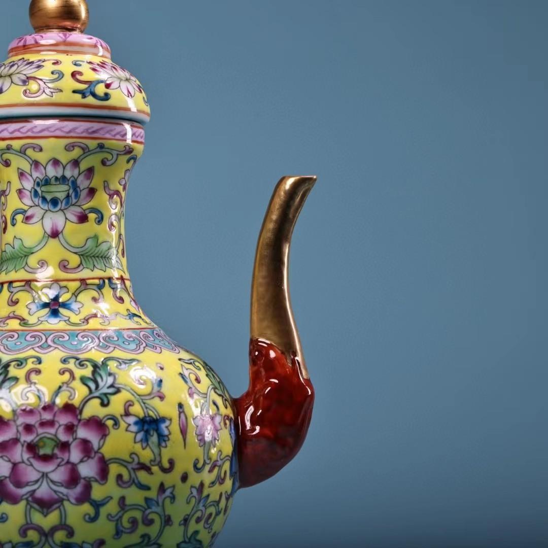 中国古美術・珍蔵珐琅彩と鎏金茶壺・陶磁器・置物・酒道具・純手描き・極細工・箱付