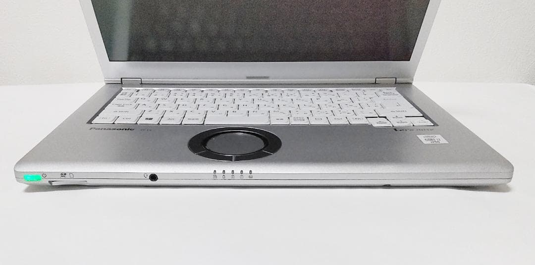 爆速起動で快適！Core i7×16GBメモリ×SSD512GB レッツノート