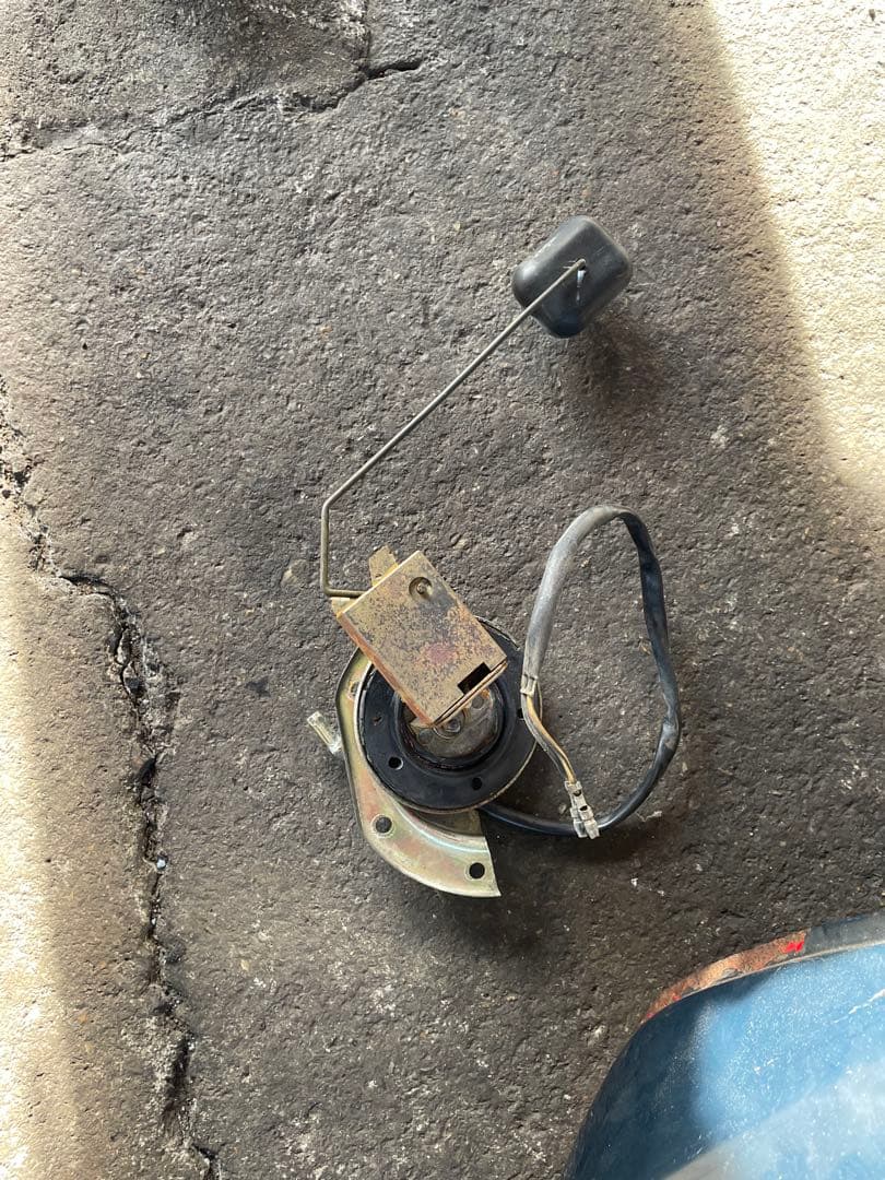 あ*と様 GSX400Fタンク