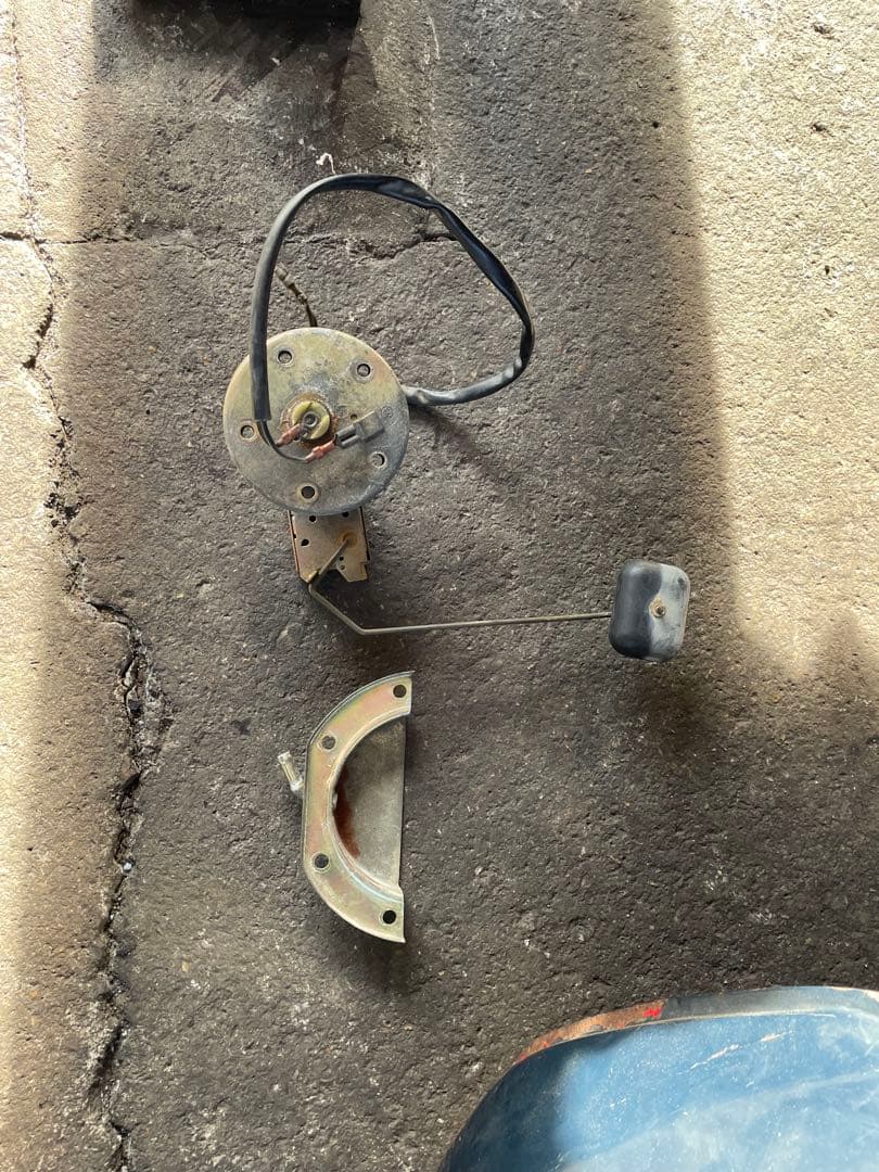 あ*と様 GSX400Fタンク