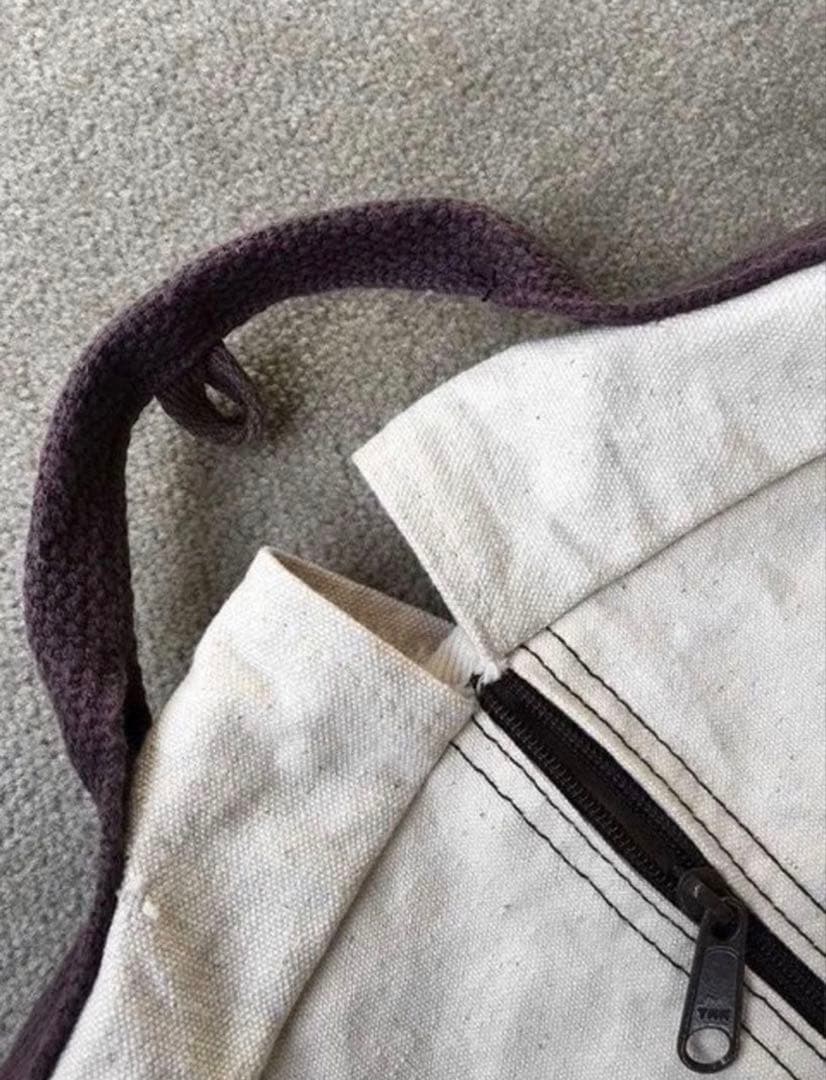 プレス関係者用「エルメス」ガーメントケース　背面には靴ポケット装備　非売品