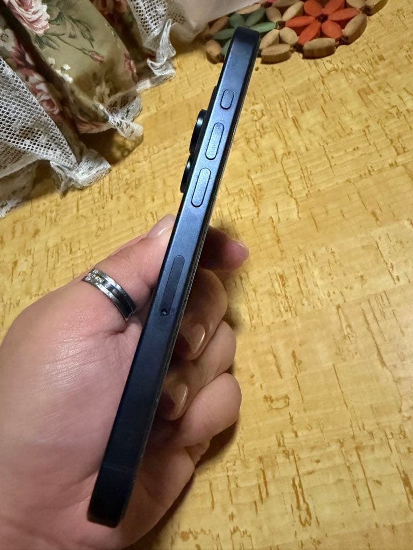 iPhone 15 pro 256GB ブルーチタニウム