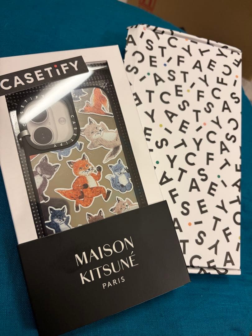 【新品】CASETiFY MAISON KITSUNÉ iPhone17用ケース